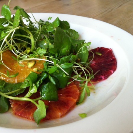 Brunnenkressesalat mit Orangen und Pistache